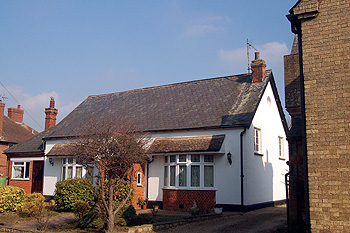 Mentmore - the old school - Greenfield Road March 2011